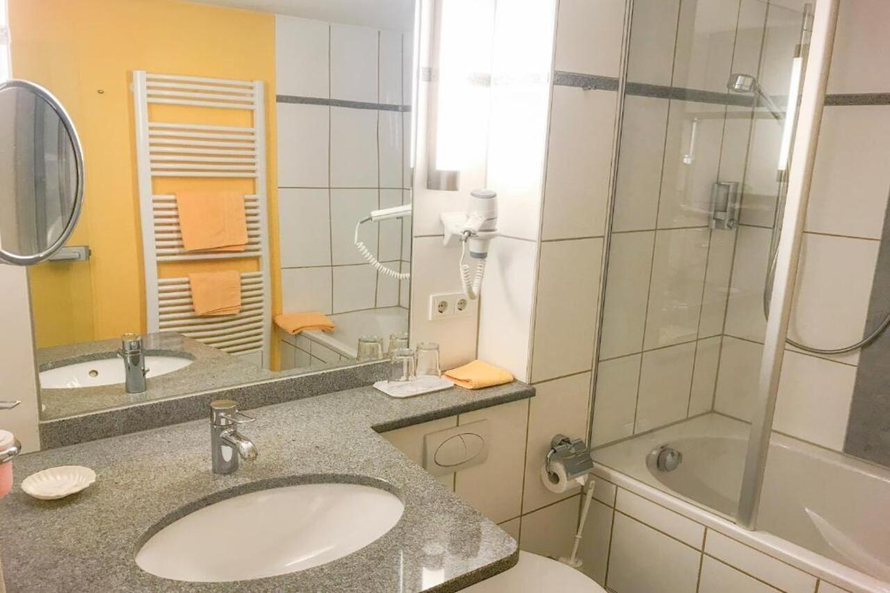 Hotel Birkenhof Hanau Екстериор снимка